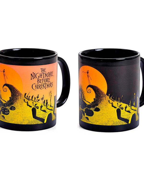Taza Escena del Cementerio Pesadilla Antes de Navidad Disney 315ml - Imagen 1