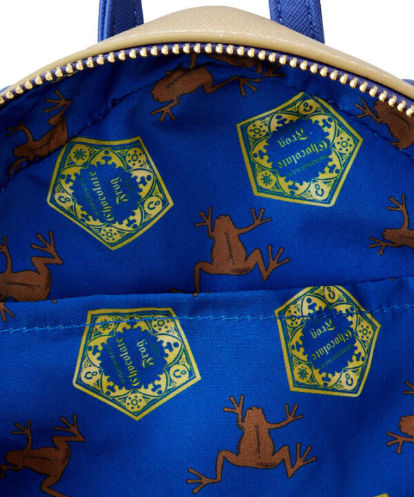 Mochila Honeydukes Chocolate Frog Harry Potter Loungefly 26cm - Imagen 7