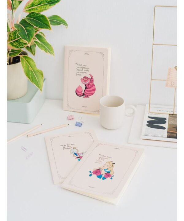 Set 3 cuadernos A5 Alicia en el Pais de las Maravillas Disney - Imagen 3