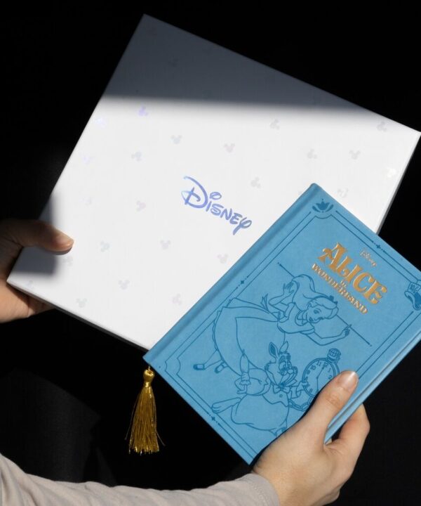 Set Cuaderno A5 + Boligrafo Alicia en el Pais de las Maravillas Disney - Imagen 6