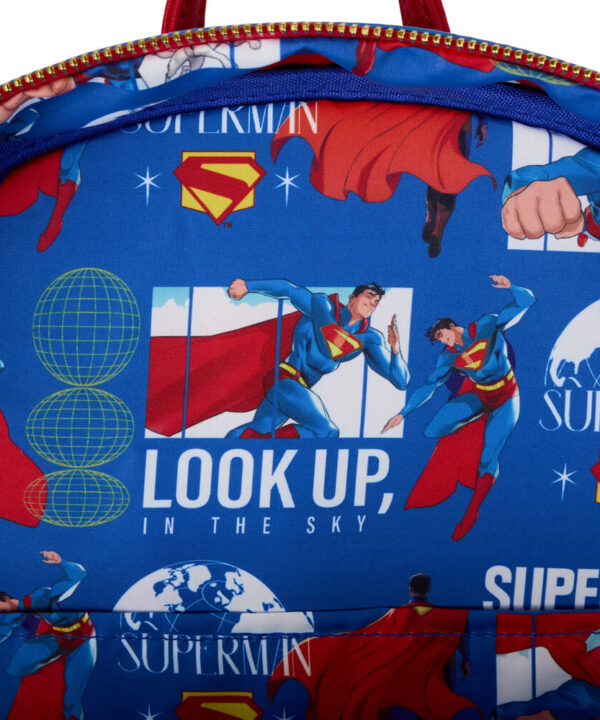 Mochila Superman DC Comics Loungefly 43cm - Imagen 4
