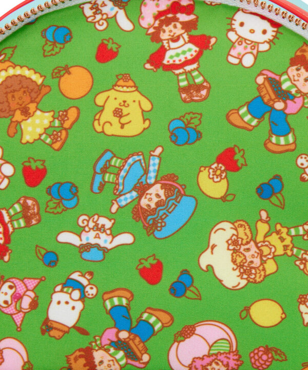 Mochila Shortcake Scented Hello Kitty & Friends x Strawberry Loungefly 26cm - Imagen 5